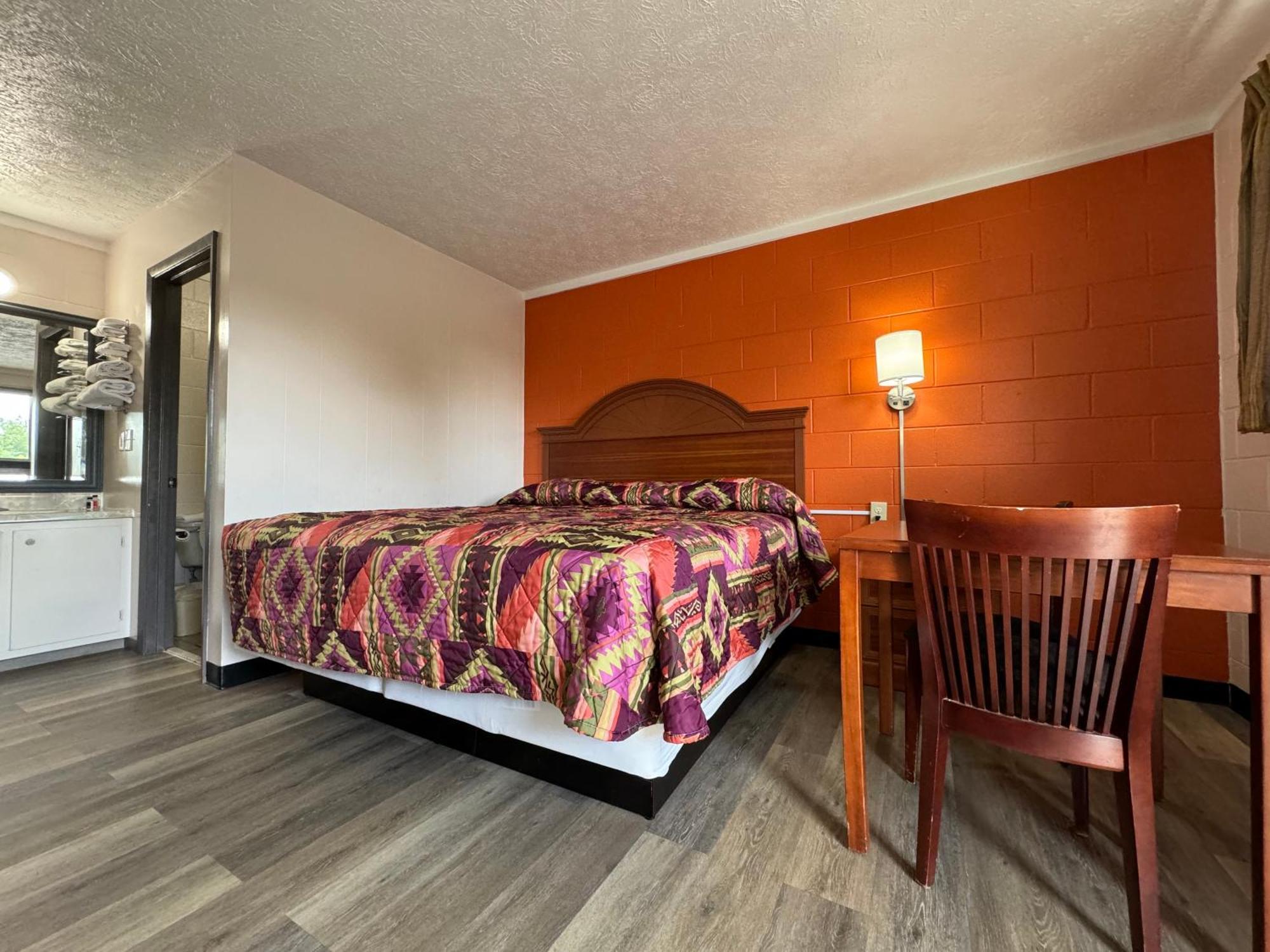 Economy Inn Кроссвилл Экстерьер фото